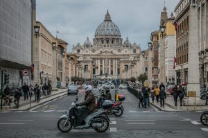 Lire la suite à propos de l’article ISLAM : Comment l&rsquo;Eglise de Rome se fait entourlouper ?